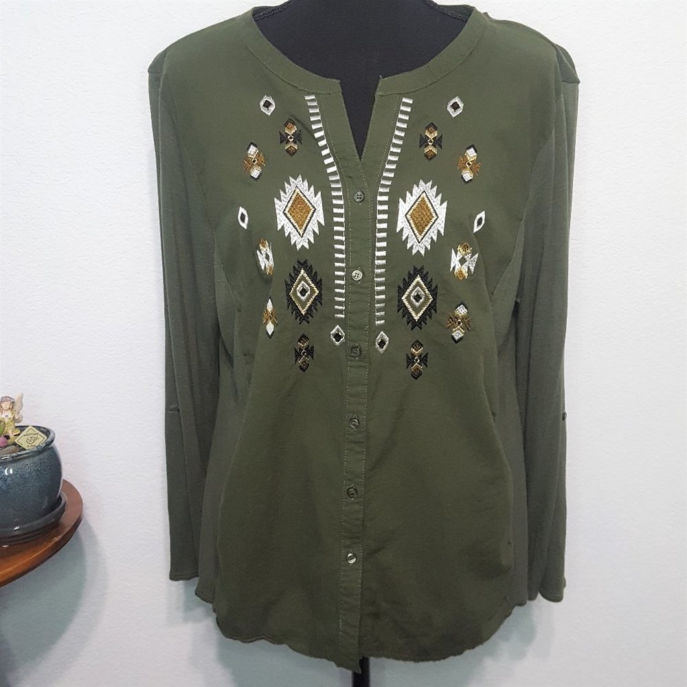 RXB Button Down Tribal Embroidered Shirt Size XL